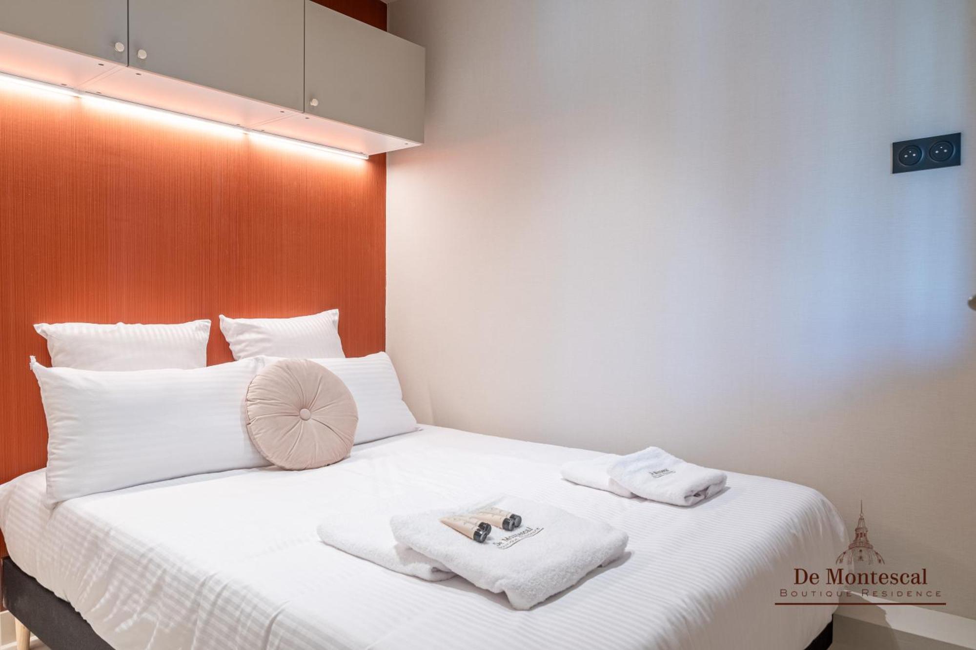 De Montescal Montparnasse Ac Appartment In A Prime Location 22 -36M2 París Exterior foto