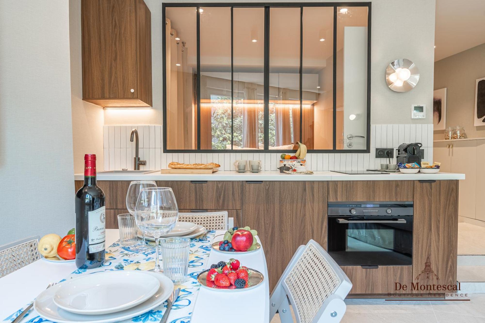De Montescal Montparnasse Ac Appartment In A Prime Location 22 -36M2 París Exterior foto