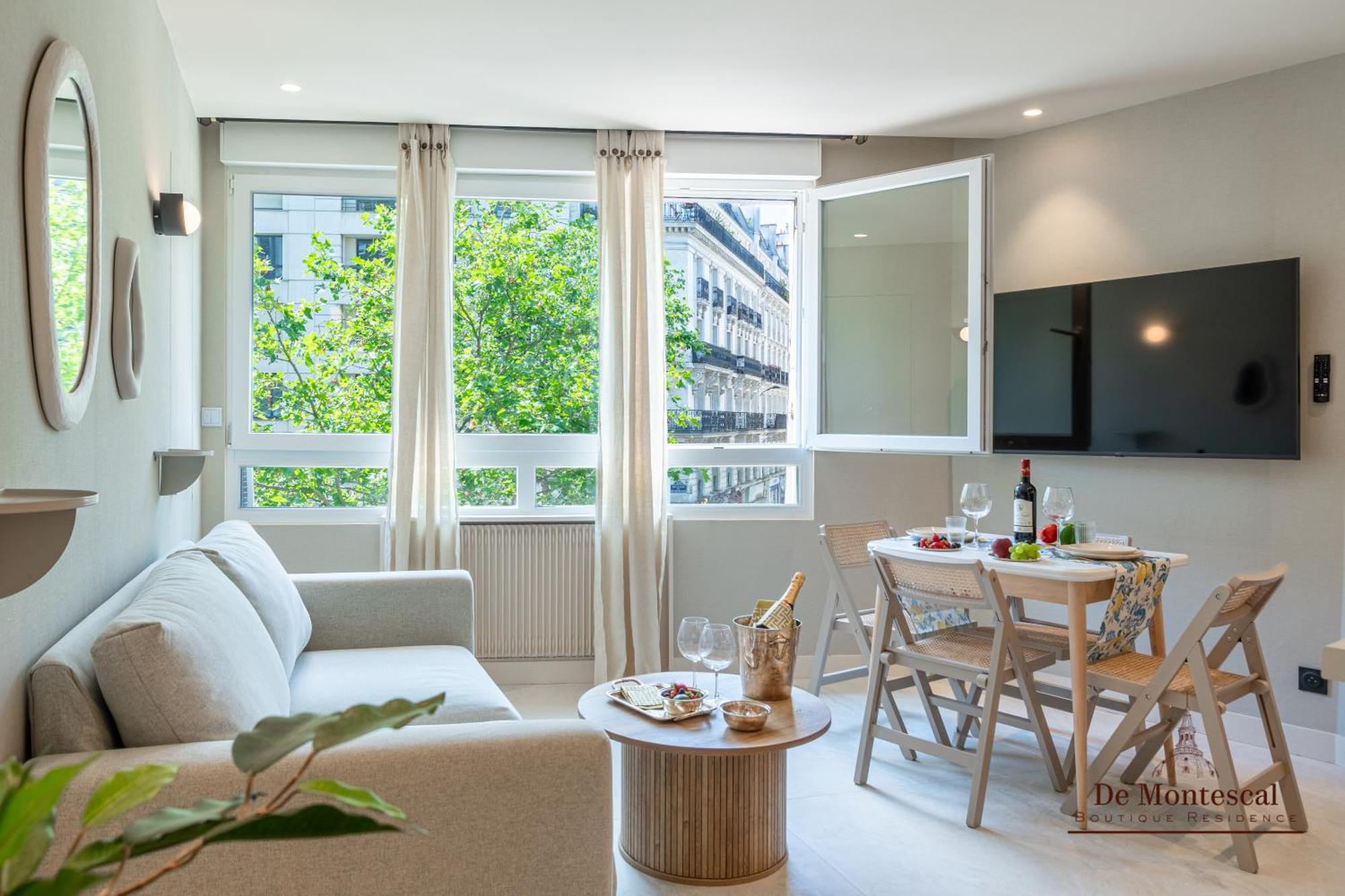 De Montescal Montparnasse Ac Appartment In A Prime Location 22 -36M2 París Exterior foto