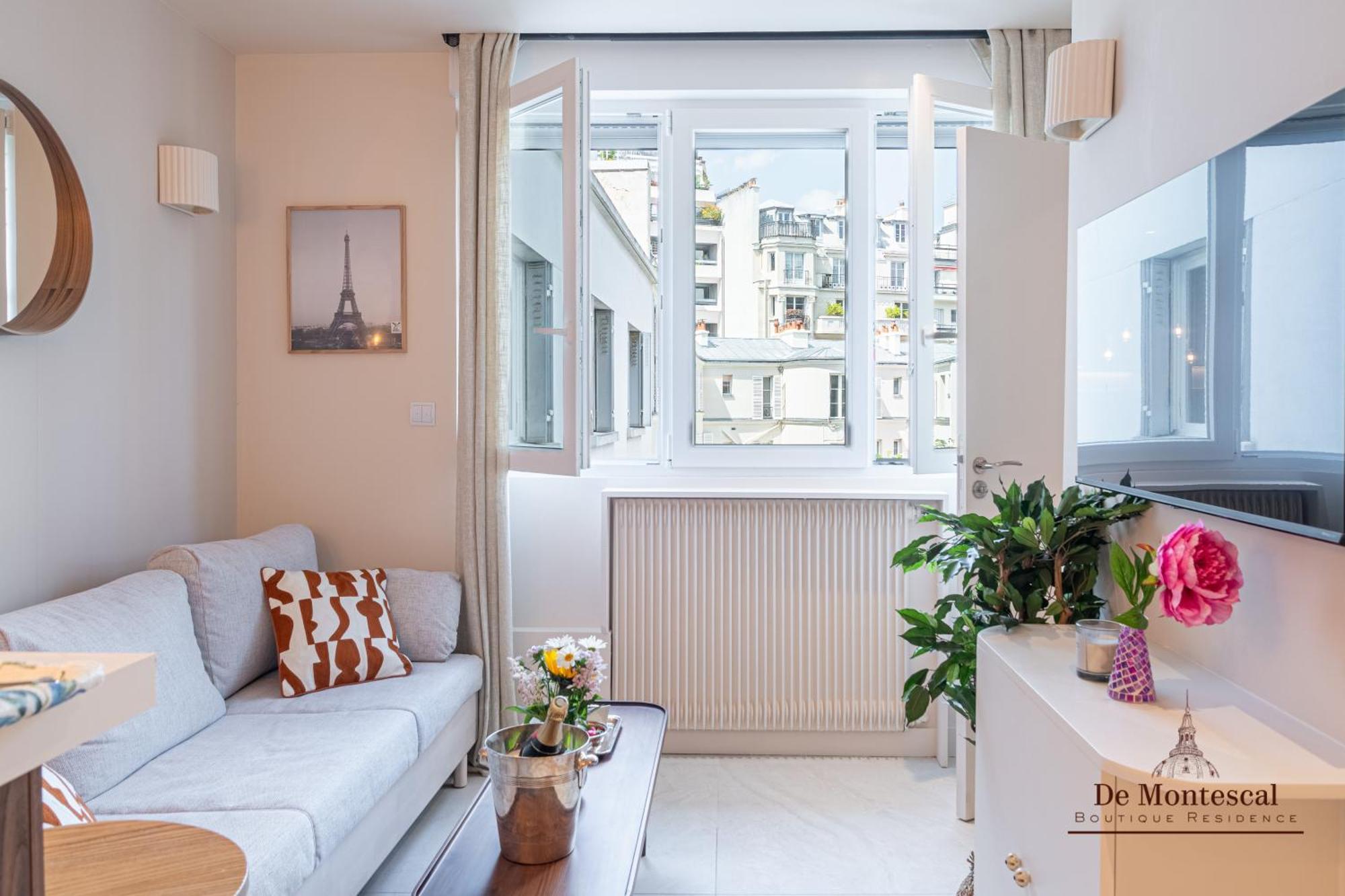 De Montescal Montparnasse Ac Appartment In A Prime Location 22 -36M2 París Exterior foto